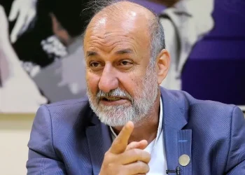 کنترل تنگه هرمز موهبت الهی برای ایران/ دریافت غرامت، کمترین خواسته ما از دشمنان است