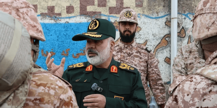 فرمانده نیروی زمینی سپاه: هر گونه تهدید و تجاوز پاسخ کوبندهای دریافت خواهد کرد