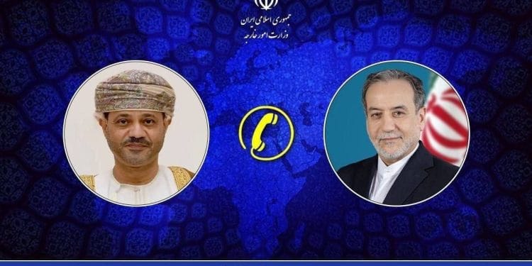 گفتگوی تلفنی وزرای خارجه ایران و عمان