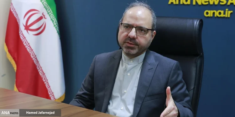 از پایان‌نامه تا تولید ثروت؛ برنامه دانشگاه آزاد برای ورود دانشجویان به اقتصاد دانش‌بنیان/ گشایش اقتصادی در گرو تکیه بر توان داخلی و مشارکت مردم است