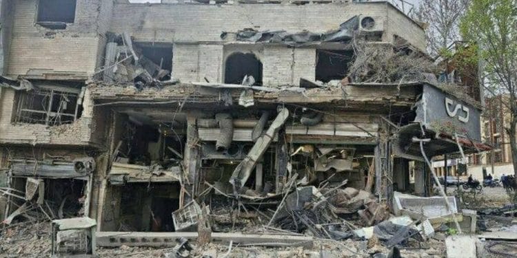 حمله به ساختمان مسکونی در کرج / ۴ نفر شهید شدند