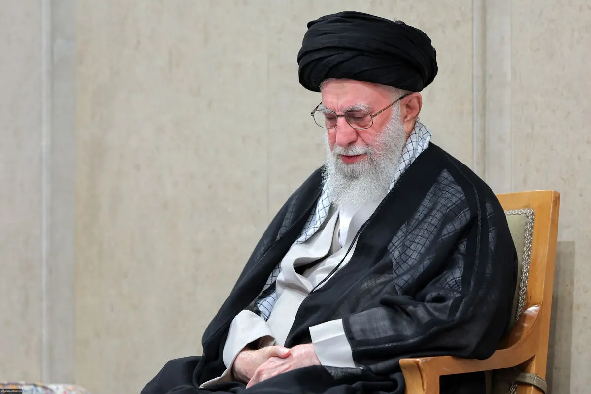 قابی ماندگار از رهبر شهید انقلاب اسلامی