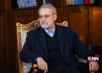 نماز متفاوت شهید لاریجانی در مسکو!