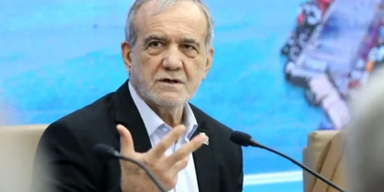 پزشکیان: امسال بیش از هر زمان دیگری به نوروز نیاز داریم