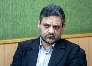 واکنش عضو شورای عالی انقلاب فرهنگی به پوشالی بودن هیمنه نظامی آمریکا و لزوم استیفای حقوق ایران در تنگه هرمز