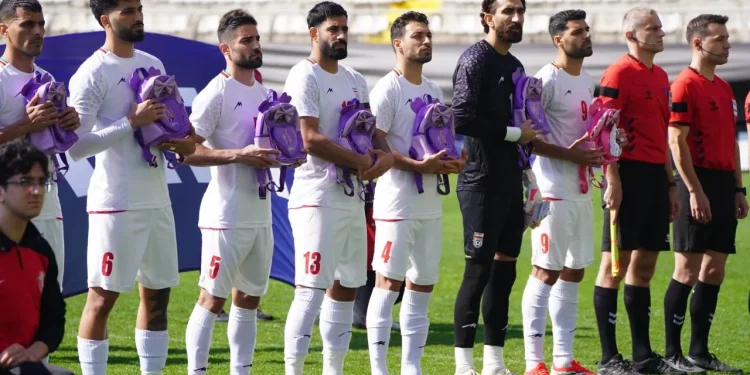 بیاتی نیا: سکوت در زمان جنگ تحمیلی جایز نیست/ زهی خیال باطل که ایران تسلیم ترامپ شود