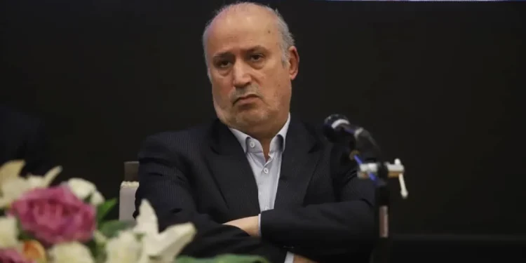تاج بعد از نشست با مسئولان سازمان لیگ: مسابقات را به صورت متمرکز برگزار می‌کنیم/ مربیان خارجی تیم ملی با ما قرارداد دارند