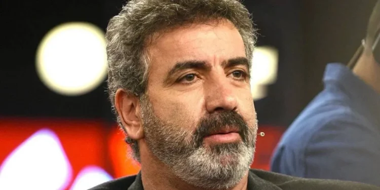 رهبری‌فرد: ترامپ خودش را در آینه ببیند تا بفهمد چه کسی برای عصر حجر است/ برخی افراد خودشان را به کری و کوری زده‌اند+فیلم