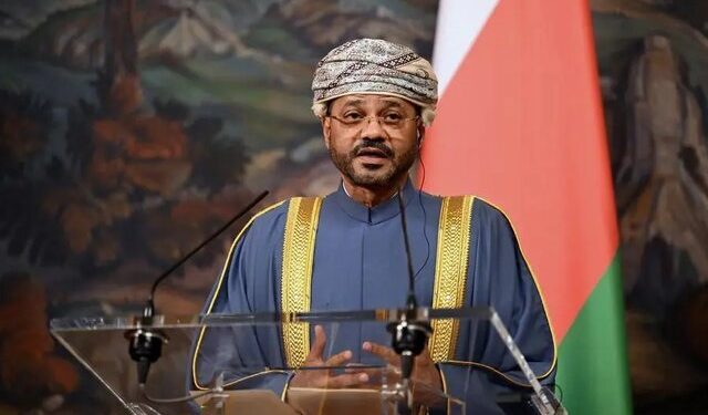 وزیر خارجه عمان: موفقیت مذاکرات بین ایالات متحده و ایران مستلزم آن است که همه امتیازات دردناکی بدهند، اما این در مقایسه با درد شکست و جنگ چیزی نیست / از تهران و واشنگتن میخواهم که آتشبس را تمدید کرده و به مذاکرات ادامه دهند