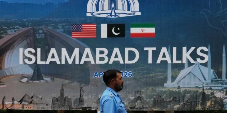 تسنیم: تصمیم ایران همچنان عدم سفر به پاکستان است / محاصره دریایی مانع اساسی مذاکرات است؛ پاکستان هم این را به ترامپ گفته