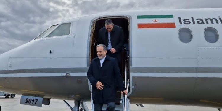 عراقچی وارد اسلام‌آباد شد