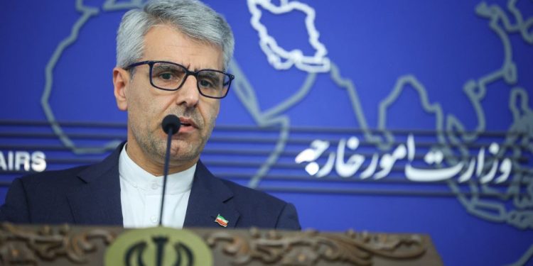 بقائی اتهام زنی بحرین علیه ایران را محکوم کرد
