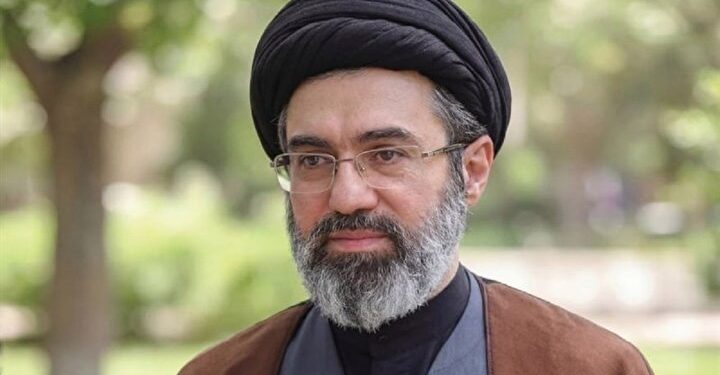 رهبر انقلاب: سیاست ثابت جمهوری اسلامی ایران حمایت از مقاومت است