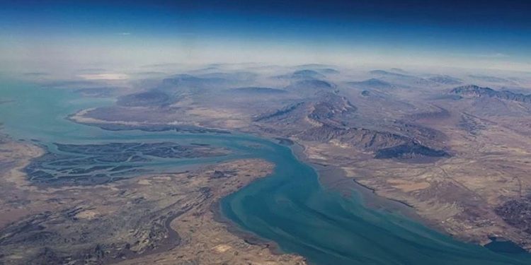 قطر: تشدید تنش‌ها منجر به کاهش 80 درصدی تردد از طریق تنگه هرمز شده است