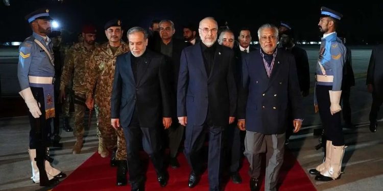 سخنگوی وزارت خارجه: پاسخ آمریکا به طرح ۱۴ بندی ایران را از طریق پاکستان دریافت کردیم و در حال بررسی است/ در این مرحله درباره هیچ چیزی به جز توقف جنگ صحبتی نداریم/ آنچه در خصوص غنی‌سازی مطرح شده، صرفا گمانه‌زنی است