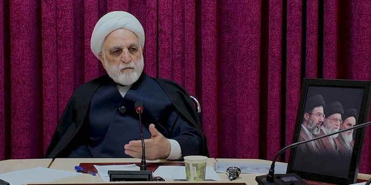 رئیس قوه قضائیه: با خناسانی که آب به آسیاب دشمن می‌ریزند، قطعاً برخورد در چارچوب موازین قانونی صورت خواهد گرفت/ جای نگرانی نیست؛ پیروز نهایی برای جمهوری اسلامی ایران و جبهه حق است