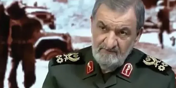 سرلشکر رضایی: محاصرهٔ دریایی آمریکا را خواهیم شکست
