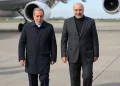 ونس هنگام عزیمت به سوئیس: امیدواریم در مسئلهٔ آتش‌بس در لبنان و هسته‌ای پیشرفت حاصل کنیم / هیئت مذاکره کننده ایران وارد زوریخ سوئیس شد