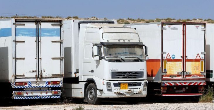 ادعای جلوگیری عربستان از عبور کامیونهای اردنی به مقصد امارات تکذیب شد