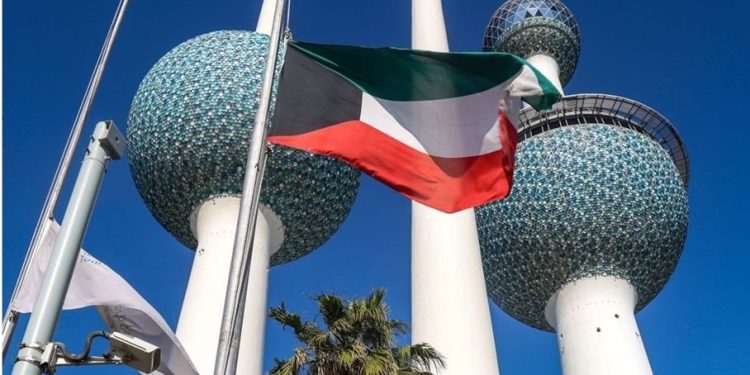 کویت: بامداد امروز دو موشک بالستیک را رهگیری کردیم