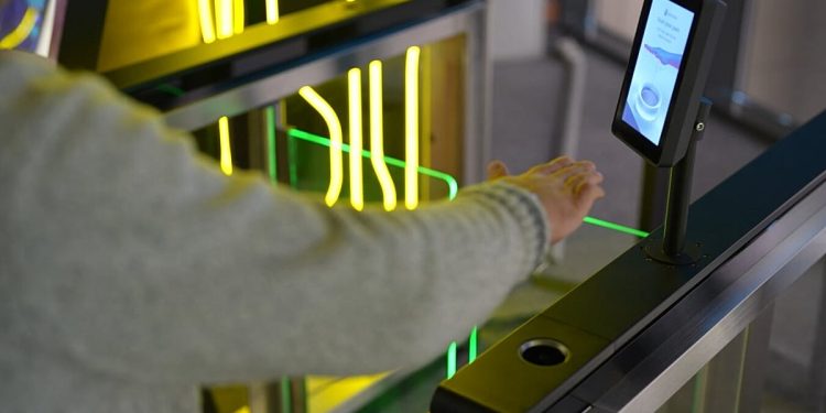پرداخت‌های دیجیتال چگونه بازار رو به رشد بانکداری دیجیتال را دگرگون می‌کند
