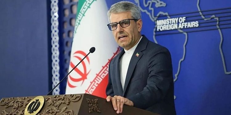 بقایی: نشست سوئیس فوریت نداشت؛ تنگه باز است و دعوتی از بازرسان آژانس در کار نیست