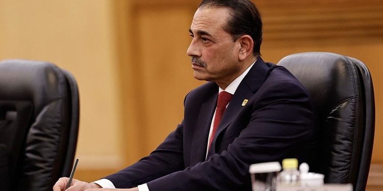رایزنی نظامی همزمان با تکاپوی پایان جنگ خاورمیانه؛ فرماندهان ارتش پاکستان و لبنان دیدار کردند
