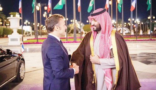 عذرخواهی ولیعهد عربستان از مکرون برای عدم حضور در نشست گروه ۷