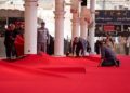 گزارش تصویریمحرم 1448؛ آمادهسازی صحن مطهر امیرالمؤمنین (ع) برای استقبال از عزاداران