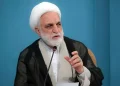 رئیس قوه قضائیه: مذاکره به هیچ وجه به معنای تسلیم در برابر آمریکا نیست، اما متأسفانه گاهی برخی از افراد بی‌توجهی می‌کنند و سخنانی بر زبان می‌رانند که دشمن را در توهم وجود اختلاف و انشقاق در داخل کشور فرو می‌برد