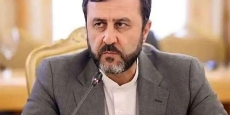 واکنش معاون وزیر خارجه به تحریم اروپا علیه ایران در رابطه با تنگه هرمز: به اعمال حقوق حاکمیتی بر تنگه هرمز ادامه می‌دهیم/ ایران عضو کنوانسیون حقوق دریا‌ها نیست/ رژیم حقوقی مورد تأکید ما در این آبراه، «عبور بی‌ضرر» بر پایه رعایت ملاحظات ایمنی است/ اقدامات قهری یک‌جانبه نیز قانون نمی‌سازند، بلکه خود می‌توانند منشأ مسئولیت برای واضعان آنها باشند
