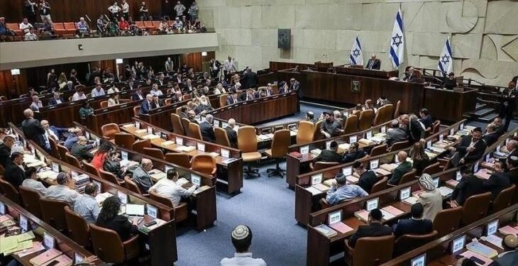نظرسنجی رسانه صهیونیستی: مخالفان نتانیاهو ۶۹ کرسی کنست را به دست میآورند