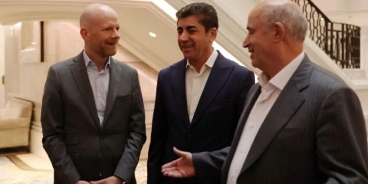 نشست مجدد دبیرکل فیفا با تاج؛ تاکید بر حضور بدون مشکل ایران در جام جهانی