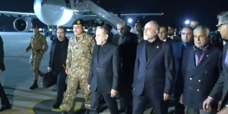 الحدث به نقل از منبع بلندپایه: امضای «اعلامیه اسلام‌آباد» به صورت غیر حضوری انجام خواهد شد/ دیدارهای ژنو به طور موقت به تعویق افتاده