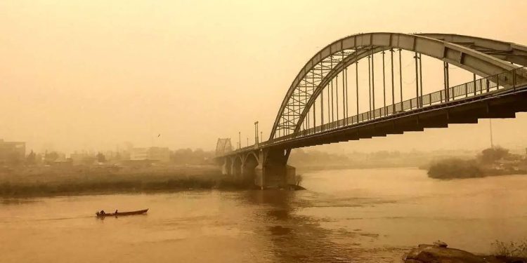 محیطزیست: هوای هیچکدام از شهرهای خوزستان در شرایط «پاک» نیست/ هوای بهبهان، در وضعیت «ناسالم» و «قرمز» قرار دارد