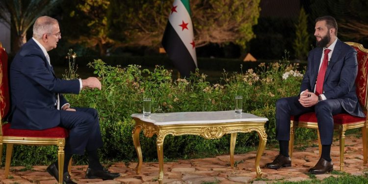 الشرع: خواهان حل مسئله حزب الله هستیم/ امنیت لبنان برای ما مهم است