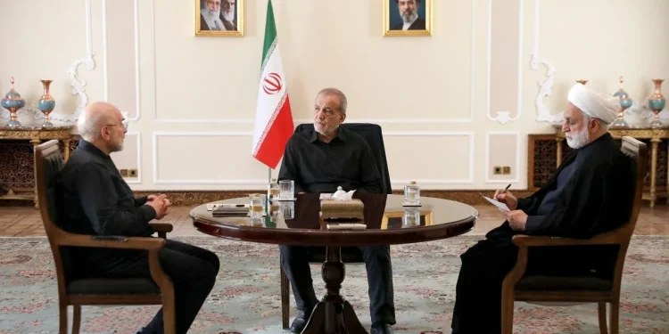 نشست مشترک سران قوا به میزبانی رئیس جمهور برگزار شد