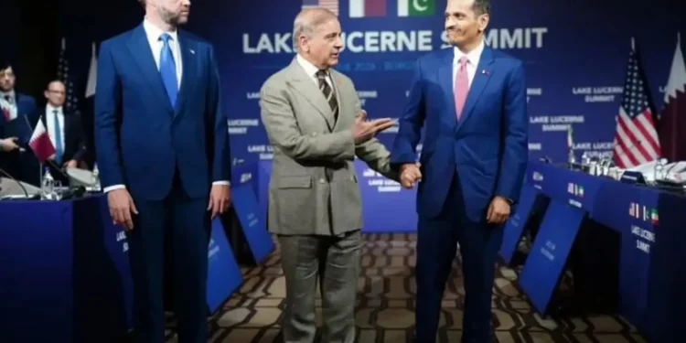 سخنگوی هیئت مذاکره کننده: گفت‌و‌گو در رابطه با توافق نهایی با آمریکا، منوط به اجرای بند‌های ۱، ۴، ۵، ۱۰ و ۱۱ یادداشت تفاهم و تداوم آن‌ها است/ ما در رابطه با برخی از بند‌ها وضعیت نسبتاً مطلوبی داریم؛ مانند خاتمه محاصره دریایی و صدور معافیت مربوط به فروش نفت و محصولات پتروشیمی ایران/ در بعضی از موارد هم دچار چالش جدی هستیم و طرف مقابل باید به تعهدات خود عمل کند