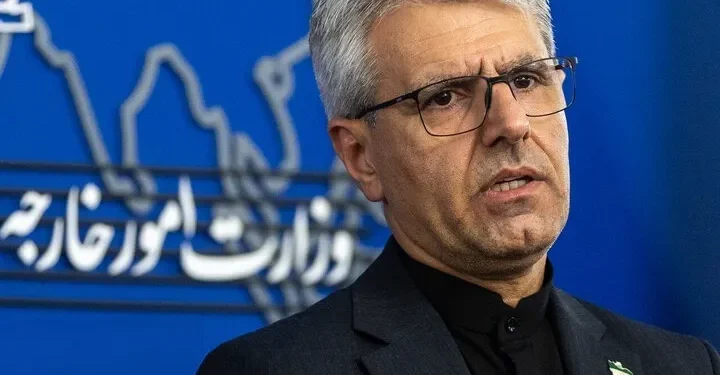 سخنگوی هیئت مذاکره کننده در واکنش به ادعای ونس: آمریکا خود به شدت نیازمند احسان و خیرات برای حل مشکل گرسنگی است