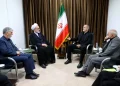 پزشکیان در دیدار با مدیر حوزه‌های علمیه: حفظ وحدت ملی مهم‌ترین ضرورت عبور از شرایط کنونی است / پیشرفت تلاش‌های دیپلماتیک برای رفع محدودیت‌های بین‌المللی و ایجاد گشایش‌های اقتصادی؛ نتایج این رویکرد در حوزه‌های مختلف اقتصادی و تجاری اثربخش بوده / آیت‌الله اعرافی: ورود دولت به عرصه مذاکرات و پیگیری مسیر‌های دیپلماتیک نیز اقدامی مهم است