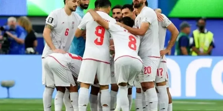 اکسیوس: تیم ملی فوتبال ایران برای برگزاری بازی بعدی خود در سیاتل، اجازه دارد که دو روز پیش از مسابقه، به آمریکا سفر کند/ ایالات متحده میگوید ایران موظف است که در روز پایان مسابقه، خاک این کشور را ترک کند