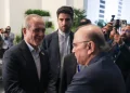 دیدار و رایزنی روسای جمهور ایران و پاکستان/ پزشکیان: از تلاش‌های شبانه‌روزی اسلام‌آباد در روند مذاکرات جاری که منجر به توافق پایان جنگ شد، قدردانی می‌کنم/ ایران خانه دوم شما است/ آصف علی زرداری: پیروزی بزرگ ایران، مایه افتخار کشور‌های اسلامی است
