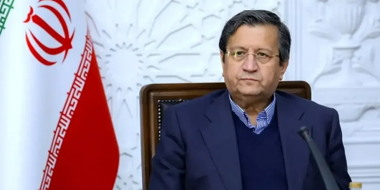 رئیس بانک مرکزی: براساس یادداشت‌های امضاشده، هیچ الزامی برای خرید نهاده‌های کشاورزی از آمریکا نداریم