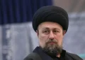  سید حسن خمینی: این ایامِ چهار ماهی که گذشت، ملت ایران و مسئولین بزرگوارش صبر کردند / اثرش را امروز در این پیروزی بزرگی که ملت ایران به دست آورده است، می‌بینیم / روز نهم و دهم اسفند مصیبت از همه جا پدید آمد، اما این خوش‌بینی به خدا باعث پیروزی ما شد
