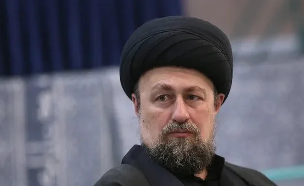 سید حسن خمینی: این ایامِ چهار ماهی که گذشت، ملت ایران و مسئولین بزرگوارش صبر کردند / اثرش را امروز در این پیروزی بزرگی که ملت ایران به دست آورده است، میبینیم / روز نهم و دهم اسفند مصیبت از همه جا پدید آمد، اما این خوشبینی به خدا باعث پیروزی ما شد