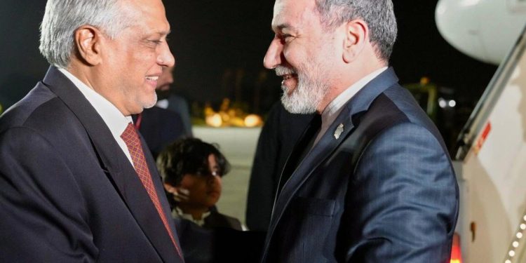 ادعای الحدث: عراقچی فردا برای نظارت بر گفتوگوهای فنی مرتبط با توافق، وارد پاکستان خواهد شد