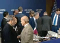 ادعای اکسیوس: در مذاکرات سوئیس، هیئت آمریکایی با ایران توافق کرد یک «خط اضطراری» میان دو کشور، برای هماهنگی ترافیک در تنگه برقرار شود / تا روز شنبه، این خط هنوز راه‌اندازی نشده بود