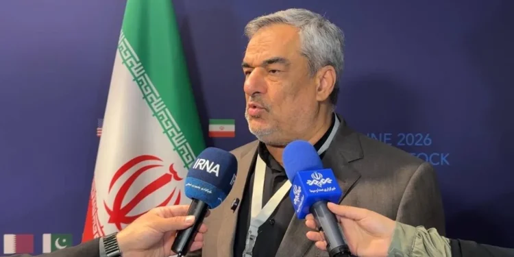 مدیرعامل شرکت ملی نفت: رفع تحریمهای نفتی در مذاکرات سوئیس پیگیری شد / در روزهای گذشته تقریباً نیمی از صادرات نفت یک ماه کشور به خارج از کشور صادر شده؛ بعد از اجرای کامل تفاهمنامه صادرات به طور کامل ادامه خواهد یافت