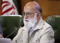 چمران در مورد مراسم تشییع رهبر شهید: مسدود شدن ورودی‌های شهر صحت ندارد/ از مردم برای حضور در این آیین دعوت شده، بنابراین بستن مسیر‌های ورودی منطقی نیست/ برای تسهیل در رفت و آمد، فاصله حرکت قطار‌ها کاهش می‌یابد
