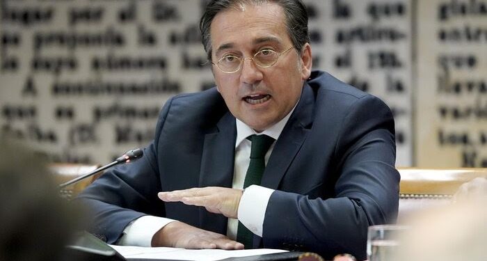 واکنش وزیر خارجه اسپانیا به توافق ایران و آمریکا: آزادی و امنیت کشتیرانی در تنگه هرمز، امری حیاتی و اساسی است/ گفتوگو و مذاکره میتواند مسائل حل نشده را برطرف کند و تضمین کننده برقراری آتشبس باشد